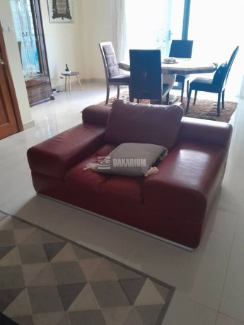 salon-en-cuir-rouge-bordeaux-a-vendre-big-1