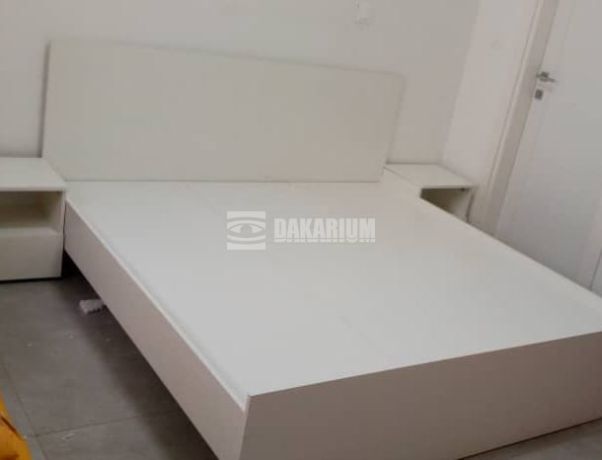 lit-blanc-en-bois-big-0