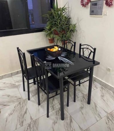 tables-a-manger-4-places-big-3