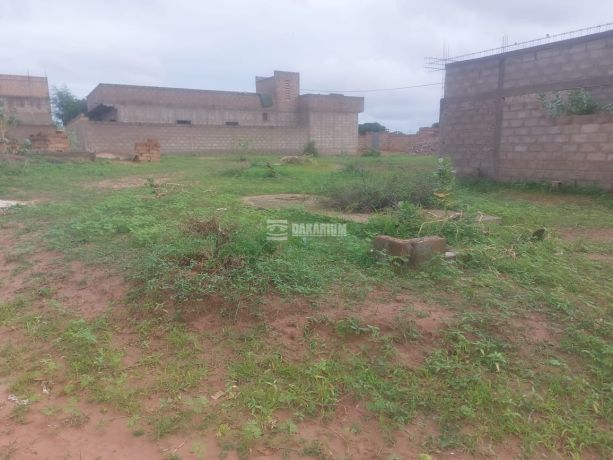 terrain-150-m2-a-vendre-a-mbour-big-1