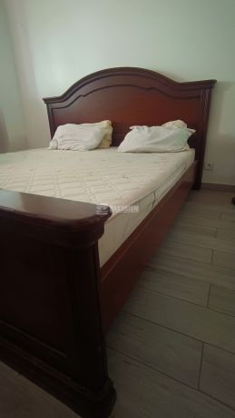 ensemble-lit-matelas-et-oreillers-big-0