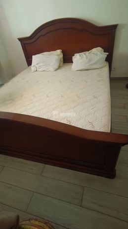ensemble-lit-matelas-et-oreillers-big-1
