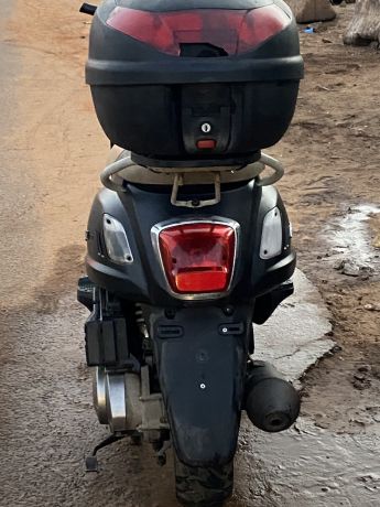 sym-fiddle-2-en-tres-bon-etat-big-1