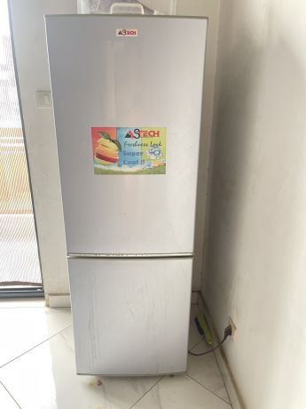 2-frigos-occasion-a-vendre-a-mermoz-big-2