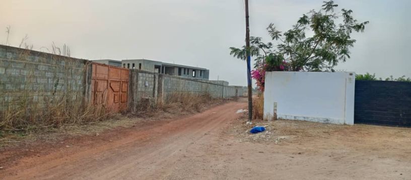 terrain-1000m2-a-vendre-a-nguerigne-big-3