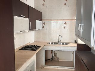 magnifique-maison-a-yoff-cite-biagui-a-louer