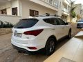 hyundai-santafe-2017-small-3