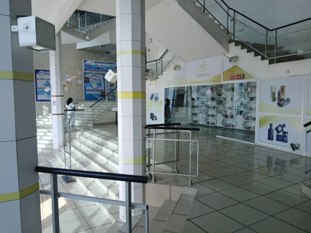 bureaux-et-commerces-a-louer-au-plateau-big-4