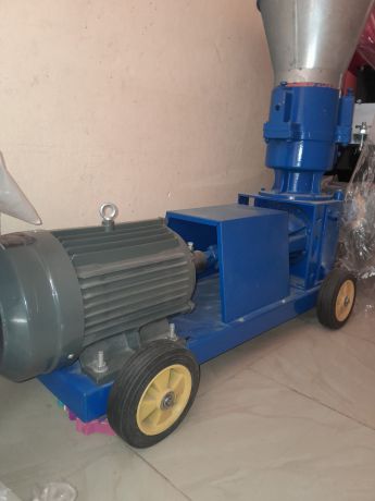 machines-granuleuse-broyeur-moulin-big-0