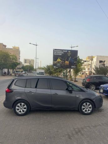 opel-zafira-2016-big-1