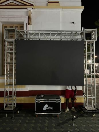 ecrans-geants-a-louer-au-senegal-big-0