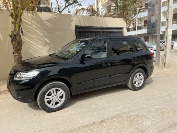 hyundai-santa-fe-2011-boite-auto-tres-bon-etat-big-0