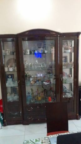 ensemble-armoire-buffet-et-table-a-manger-big-0