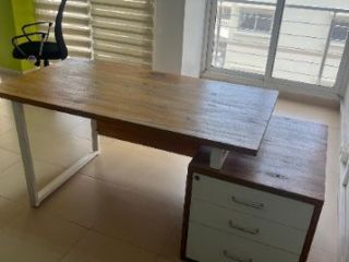 meubles-de-bureau-a-vider