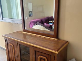 armoire-4-battants-et-coiffeuse-bon-etat