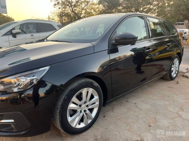 peugeot-308-break-big-3