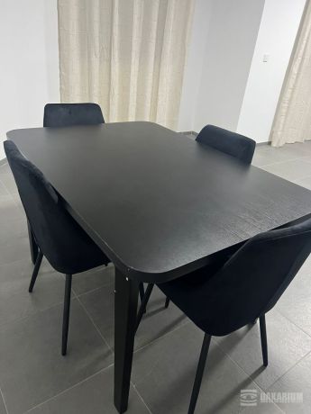 table-a-manger-4-chaises-big-1