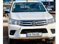 toyota-hilux-a-vendre-small-0