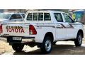 toyota-hilux-a-vendre-small-1