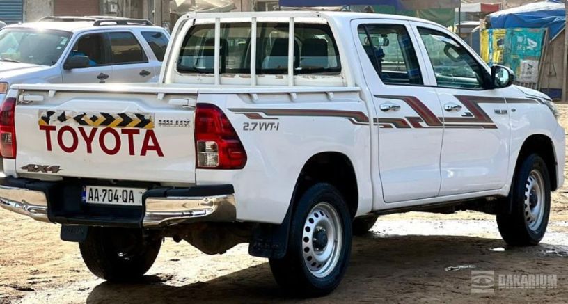 toyota-hilux-a-vendre-big-1