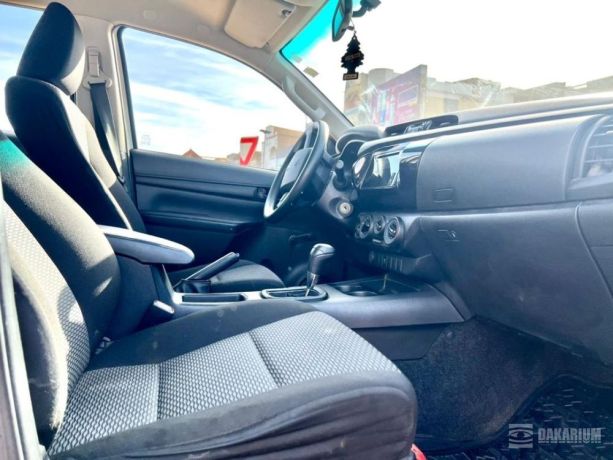 toyota-hilux-a-vendre-big-2