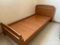 lit-1-place-avec-une-table-de-chevet-small-1