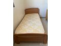 lit-1-place-avec-une-table-de-chevet-small-3